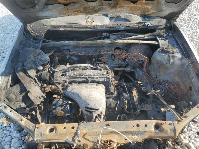 Photo 11 from auction – 2003 TOYOTA CAMRY LE with VIN 4T1BE32K73U249169