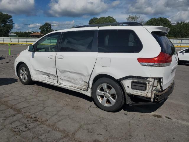 Photo 2 from auction – 2011 TOYOTA SIENNA LE with VIN 5TDKK3DC5BS077777