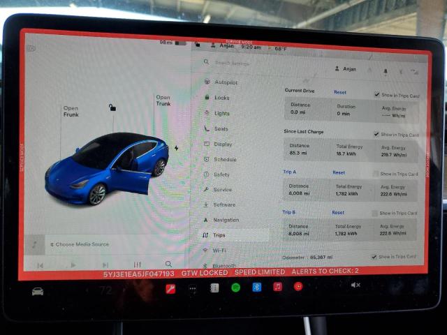 Photo 9 from auction – 2018 TESLA MODEL 3 with VIN 5YJ3E1EA5JF047193