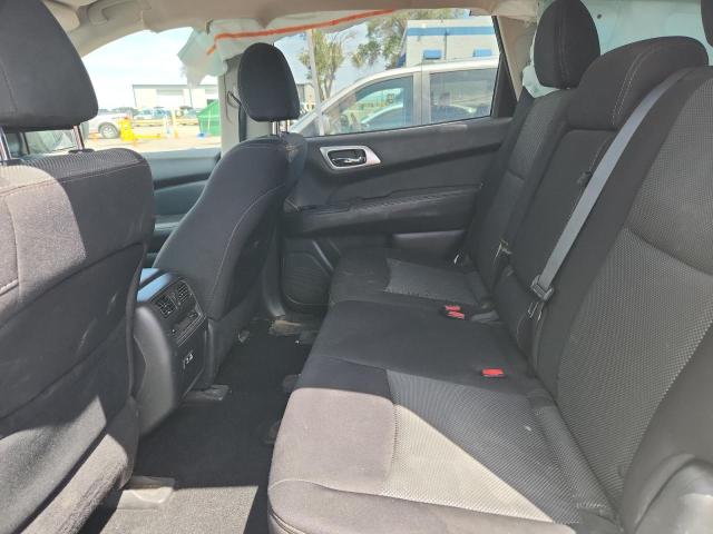 Photo 11 from auction – 2019 NISSAN PATHFINDER with VIN 5N1DR2MM2KC638490