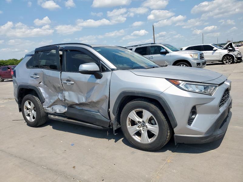 Photo 4 from auction – 2019 TOYOTA RAV4 XLE with VIN JTMW1RFV3KD025601