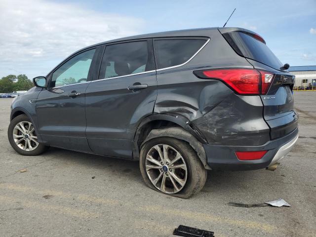 Photo 2 from auction – 2019 FORD ESCAPE SE with VIN 1FMCU9GD1KUB32481