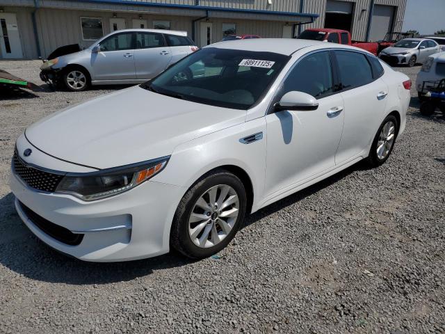 KIA OPTIMA EX 2018 with VIN 5XXGU4L37JG200549 - Photo from auction