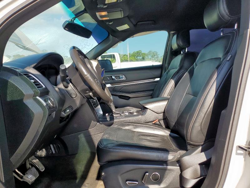 Photo 7 from auction – 2016 FORD EXPLORER L with VIN 1FM5K7F85GGA79197