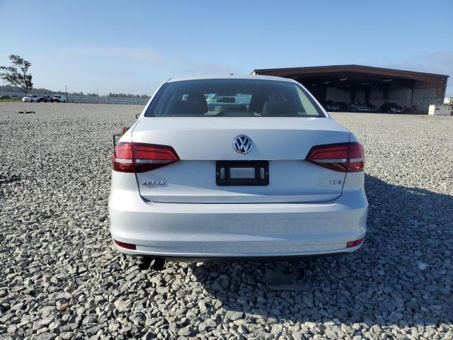Photo 6 from auction – 2017 VOLKSWAGEN JETTA S with VIN 3VW2B7AJ4HM388360