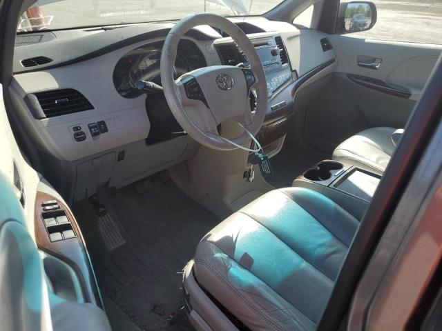 Photo 8 from auction – 2011 TOYOTA SIENNA XLE with VIN 5TDDK3DC6BS015250