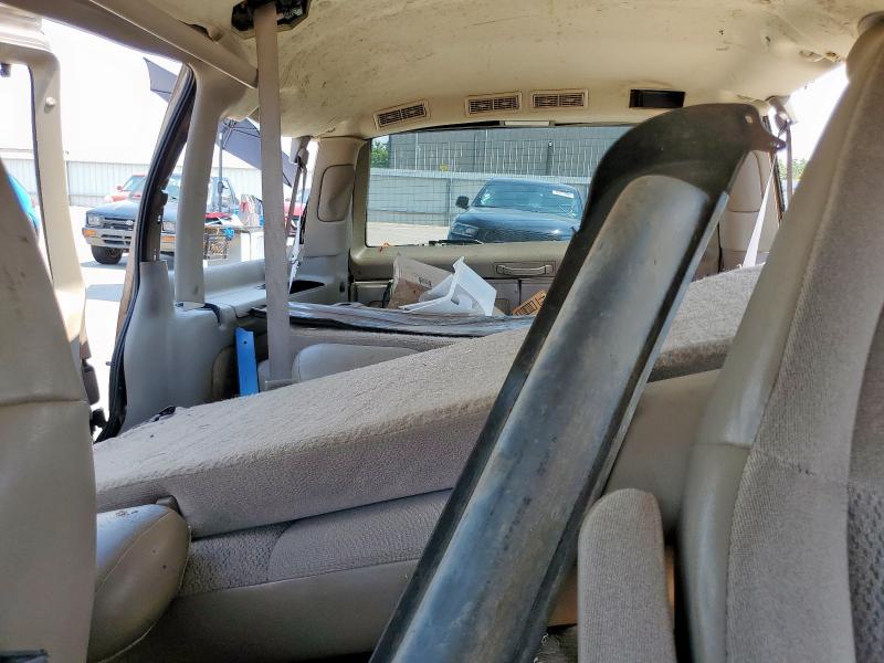 Photo 10 from auction – 2005 CHEVROLET ASTRO with VIN 1GNDM19X85B103097