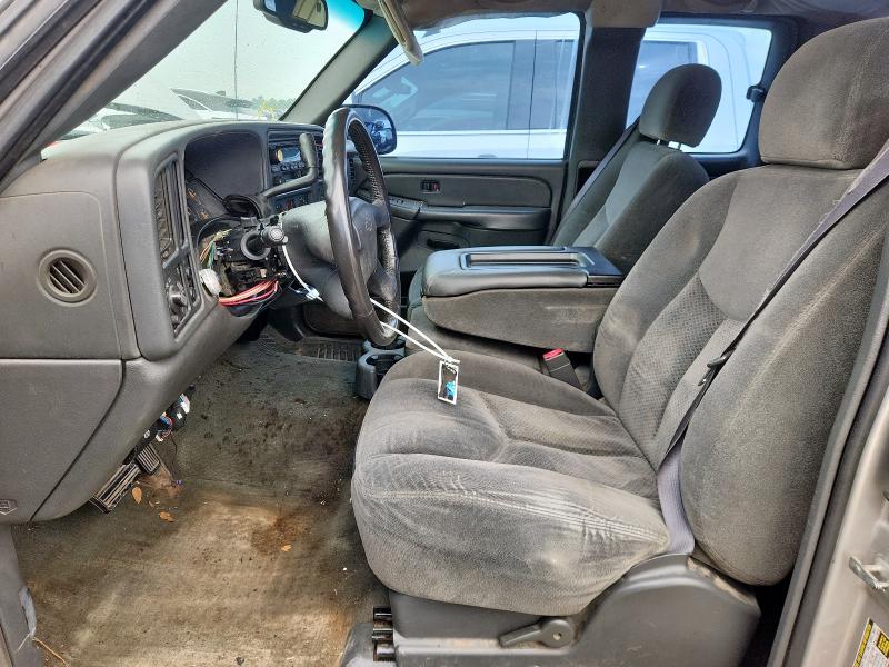 Photo 7 from auction – 2004 CHEVROLET SILVERADO with VIN 2GCEC19T041262630