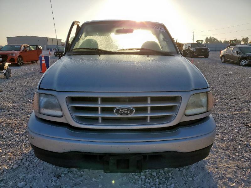 Photo 5 from auction – 2003 FORD F150 with VIN 2FTRF172X3CA93593