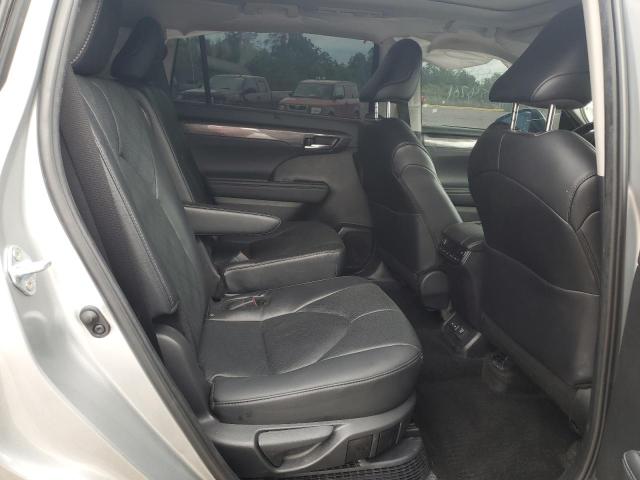 Photo 11 from auction – 2024 TOYOTA HIGHLANDER with VIN 5TDEBRCHXRS644640