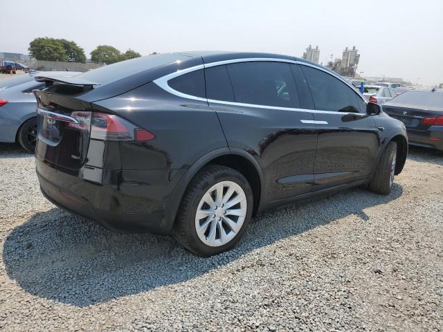 Photo 3 from auction – 2017 TESLA MODEL X with VIN 5YJXCDE24HF076826