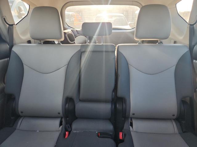 Photo 10 from auction – 2015 TOYOTA PRIUS V with VIN JTDZN3EU1FJ024395