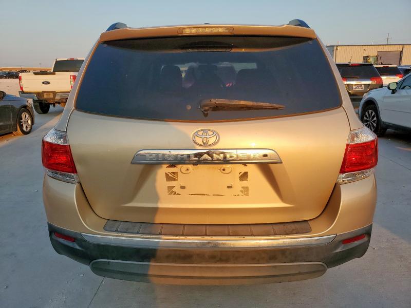 Photo 6 from auction – 2011 TOYOTA HIGHLANDER with VIN 5TDZK3EH2BS042879