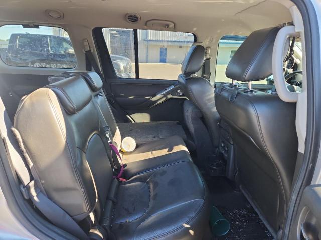 Photo 11 from auction – 2011 NISSAN PATHFINDER S with VIN 5N1AR1NB5BC635111