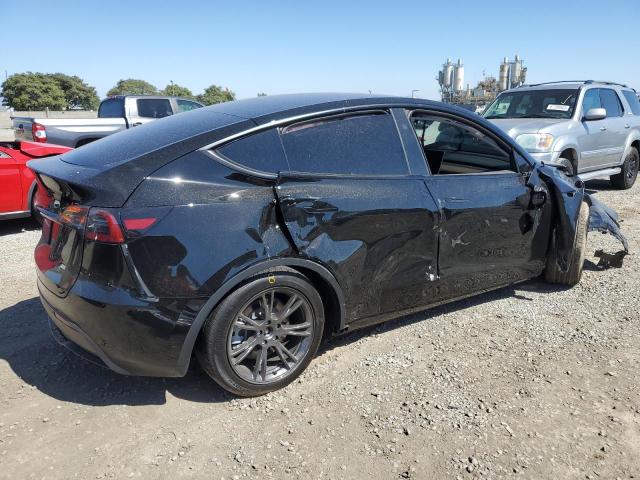 Photo 3 from auction – 2025 TESLA MODEL Y with VIN 7SAYGDEDXSF320368