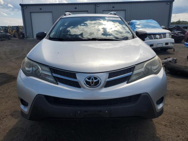 Photo 5 from auction – 2015 TOYOTA RAV4 LE with VIN JTMBFREV3FJ042309