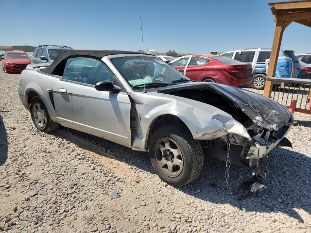 Photo 4 from auction – 2000 FORD MUSTANG with VIN 1FAFP4443YF198775