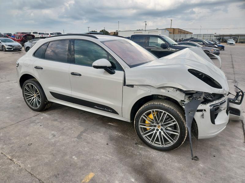 Photo 4 from auction – 2020 PORSCHE MACAN TURB with VIN WP1AF2A55LLB60692