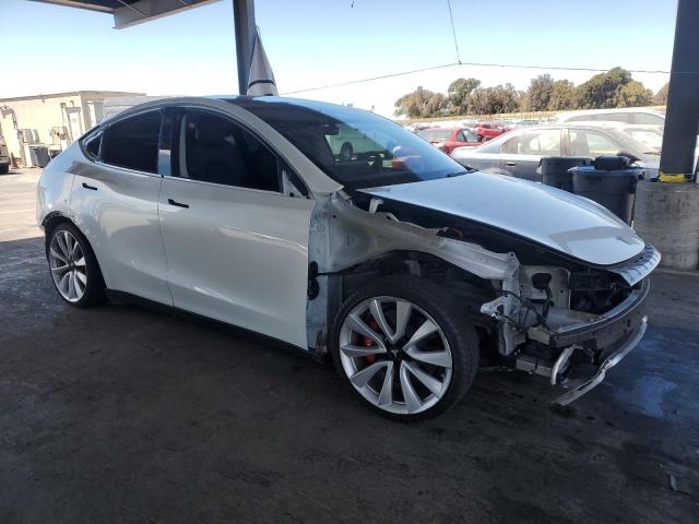 Снимка 4 от търг – 2020 TESLA MODEL Y с VIN 5YJYGDEE2LF028382