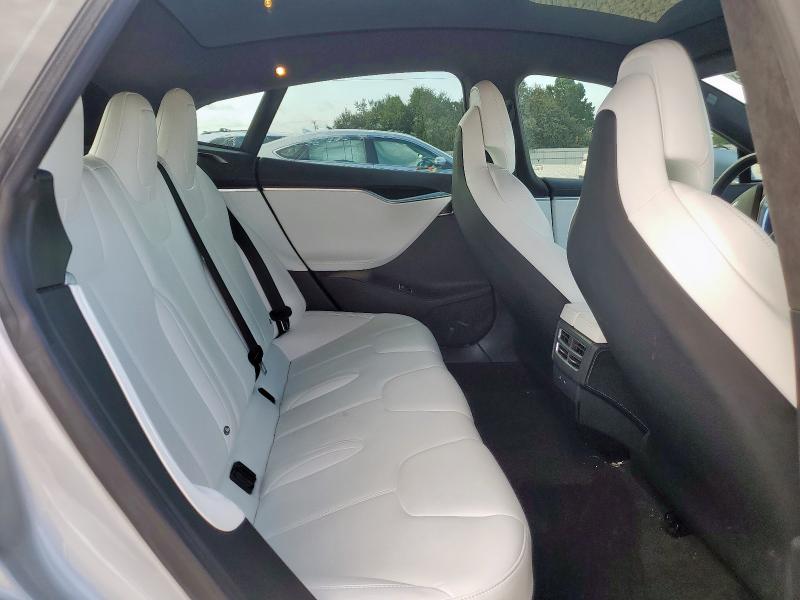 Photo 11 from auction – 2017 TESLA MODEL S with VIN 5YJSA1E25HF193295