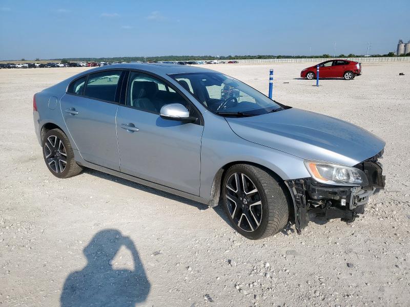 Photo 4 from auction – 2018 VOLVO S60 DYNAMI with VIN YV126MFL0J2451266