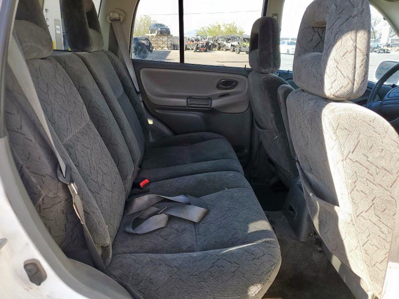 Photo 11 from auction – 2003 CHEVROLET TRACKER LT with VIN 2CNBE634936928716