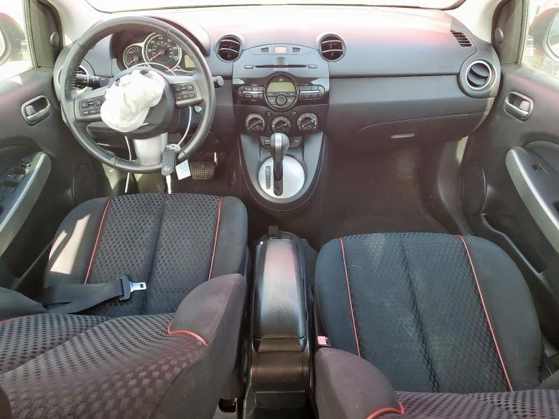 Photo 8 from auction – 2012 MAZDA MAZDA2 with VIN JM1DE1LY8C0134494