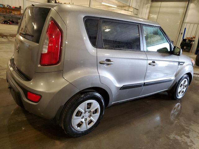 Photo 3 from auction – 2013 KIA SOUL with VIN KNDJT2A56D7623301
