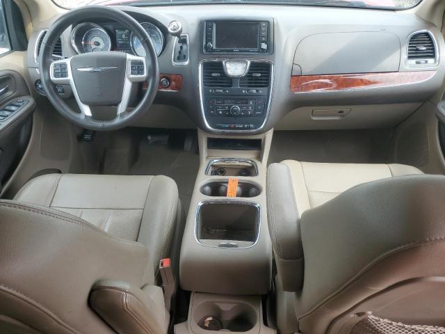 Photo 8 from auction – 2016 CHRYSLER TOWN & COU with VIN 2C4RC1CG2GR221502