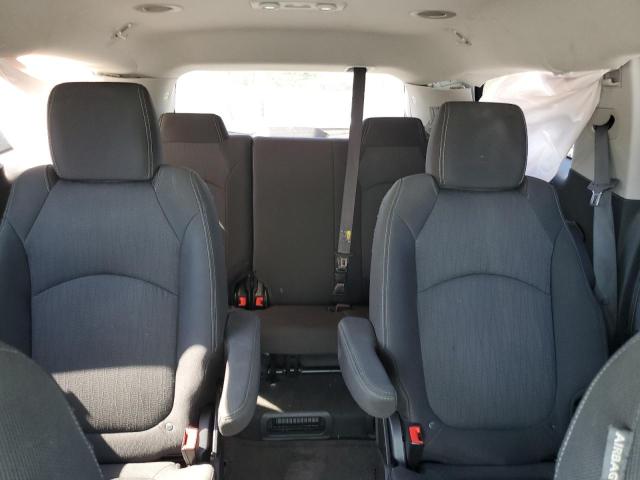 Photo 10 from auction – 2017 CHEVROLET TRAVERSE LT with VIN 1GNKRGKD6HJ164969