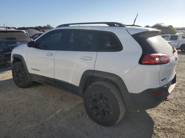 Photo 2 from auction – 2017 JEEP CHEROKEE T with VIN 1C4PJMBS0HW568727