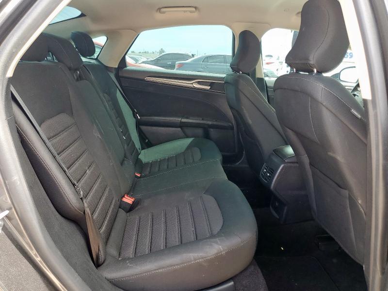 Photo 10 from auction – 2019 FORD FUSION SE with VIN 3FA6P0LU4KR283869