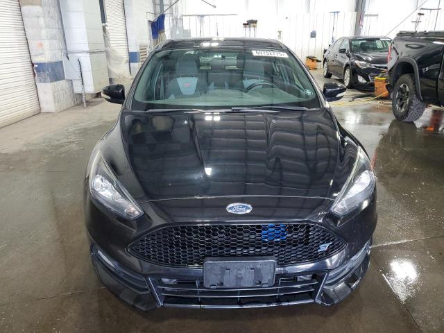صورة رقم 5 من المزاد - 2017 FORD FOCUS ST مع VIN 1FADP3L92HL271022