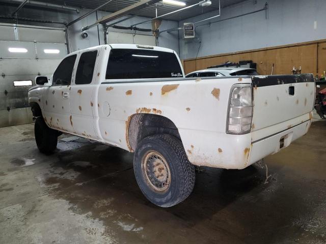 Photo 2 from auction – 2004 CHEVROLET SILVERADO with VIN 2GCEK19T741278875