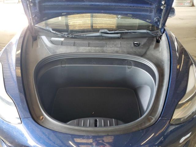Photo 11 from auction – 2018 TESLA MODEL 3 with VIN 5YJ3E1EA5JF047193