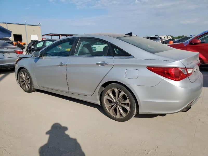 Photo 2 from auction – 2013 HYUNDAI SONATA SE with VIN 5NPEC4AB7DH716410