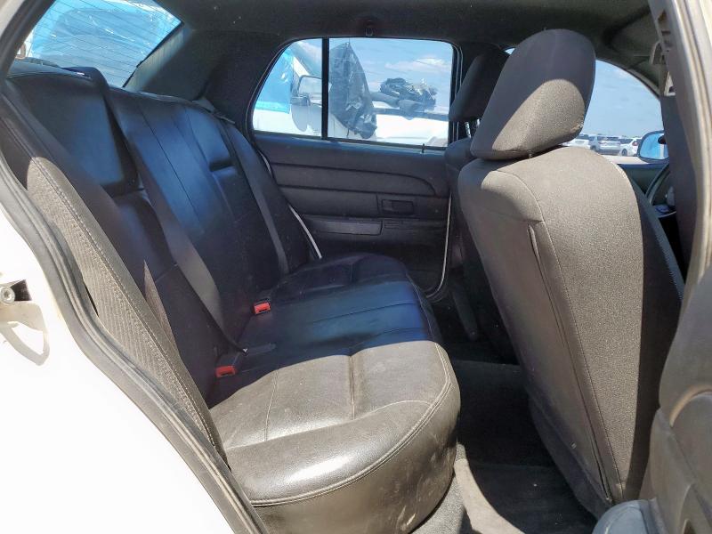 Photo 10 from auction – 2007 FORD CROWN VICT with VIN 2FAFP71W37X115212