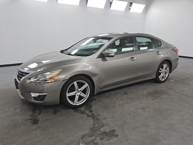 NISSAN ALTIMA 3.5 2013 with VIN 1N4BL3AP2DC170139 - Photo from auction