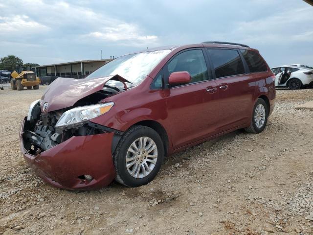 Photo 1 from auction – 2011 TOYOTA SIENNA XLE with VIN 5TDYK3DC5BS050220