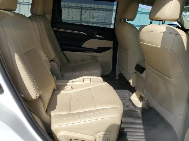 Photo 11 from auction – 2018 TOYOTA HIGHLANDER with VIN 5TDDZRFH5JS871726