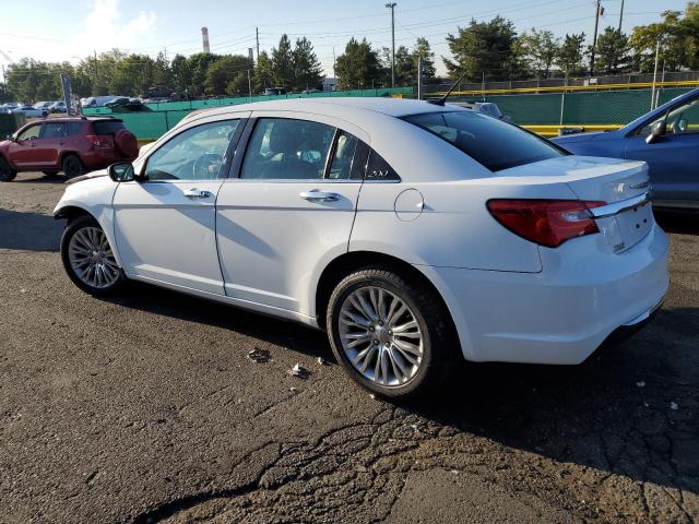 Photo 2 from auction – 2013 CHRYSLER 200 LIMITED with VIN 1C3CCBCG2DN574251