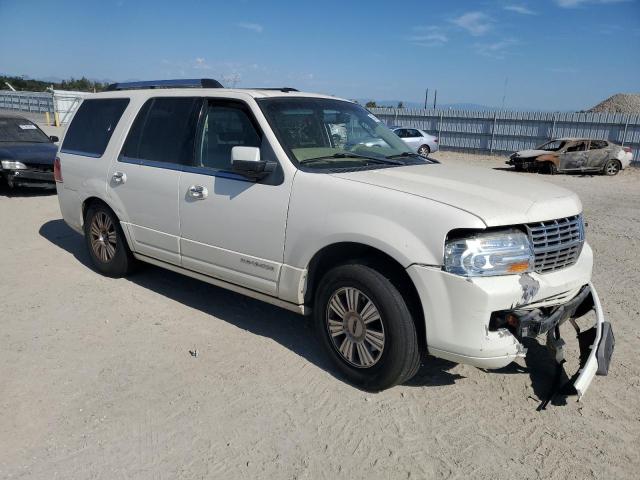 Photo 4 from auction – 2008 LINCOLN NAVIGATOR with VIN 5LMFU27548LJ03713