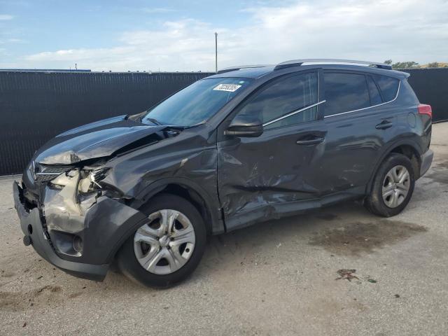 TOYOTA RAV4 LE 2015 with VIN JTMZFREV8FD053920 - Photo from auction