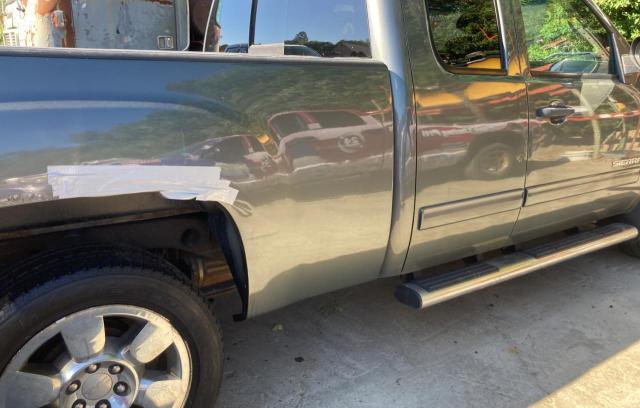 Photo 14 from auction – 2011 GMC SIERRA K15 with VIN 1GTR2VE37BZ351052