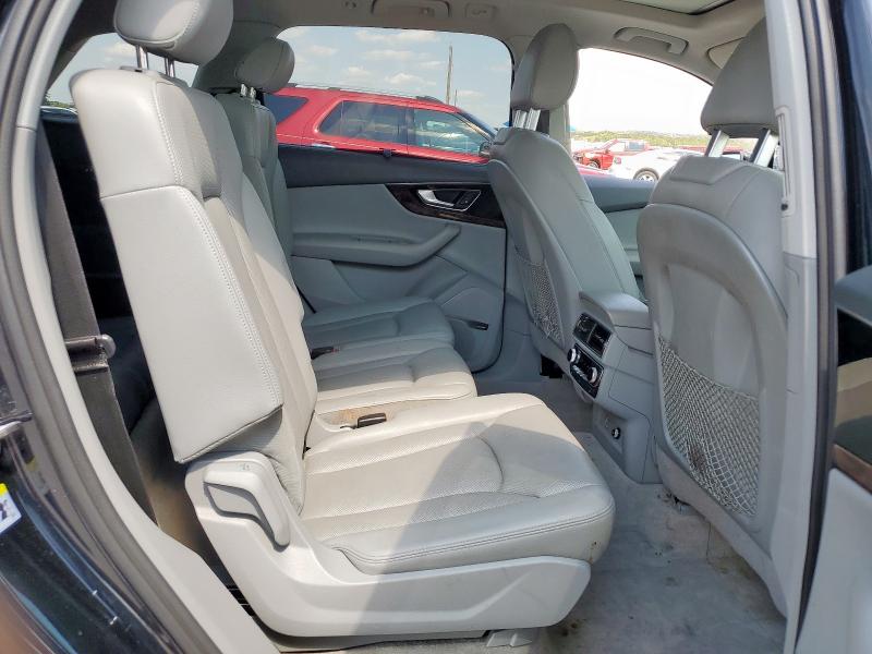 Photo 11 from auction – 2018 AUDI Q7 PRESTIG with VIN WA1VAAF73JD007235
