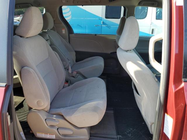 Photo 11 from auction – 2017 TOYOTA SIENNA LE with VIN 5TDKZ3DC7HS854268