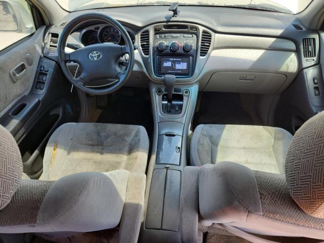 Photo 8 from auction – 2002 TOYOTA HIGHLANDER with VIN JTEGF21A920071390
