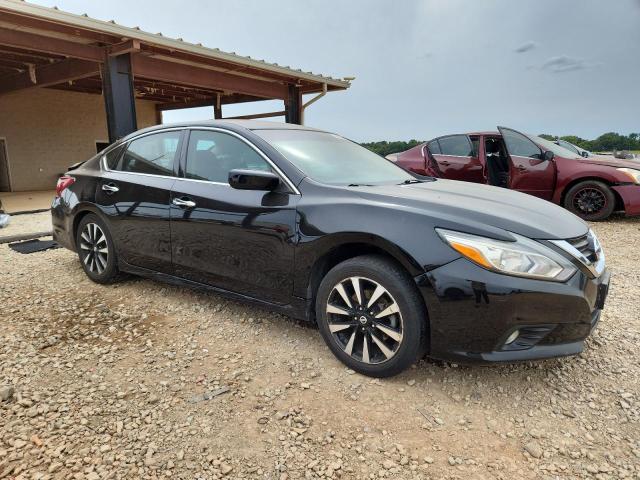 Photo 4 from auction – 2018 NISSAN ALTIMA 2.5 with VIN 1N4AL3AP3JC250072