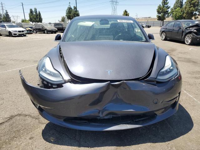 Photo 5 from auction – 2018 TESLA MODEL 3 with VIN 5YJ3E1EA5JF102077