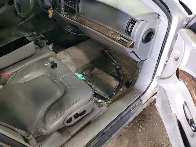 Photo 12 from auction – 2005 BUICK PARK AVENU with VIN 1G4CW54K454101624